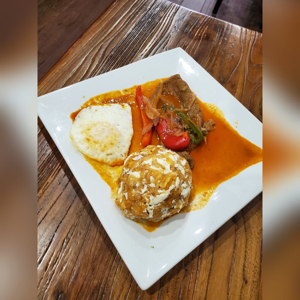 Tu Mama Bar & Grill