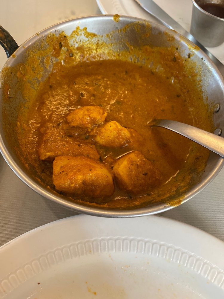 India House Restaurant - Victor