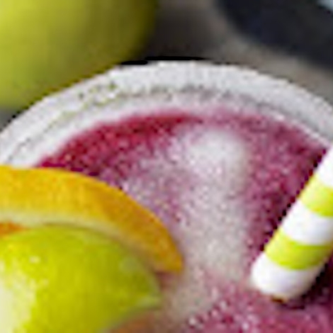 Cinco De Mayo: SANGRIA VS. MARGARITAS