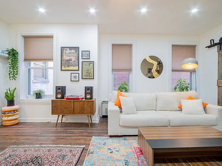 My image 6 description